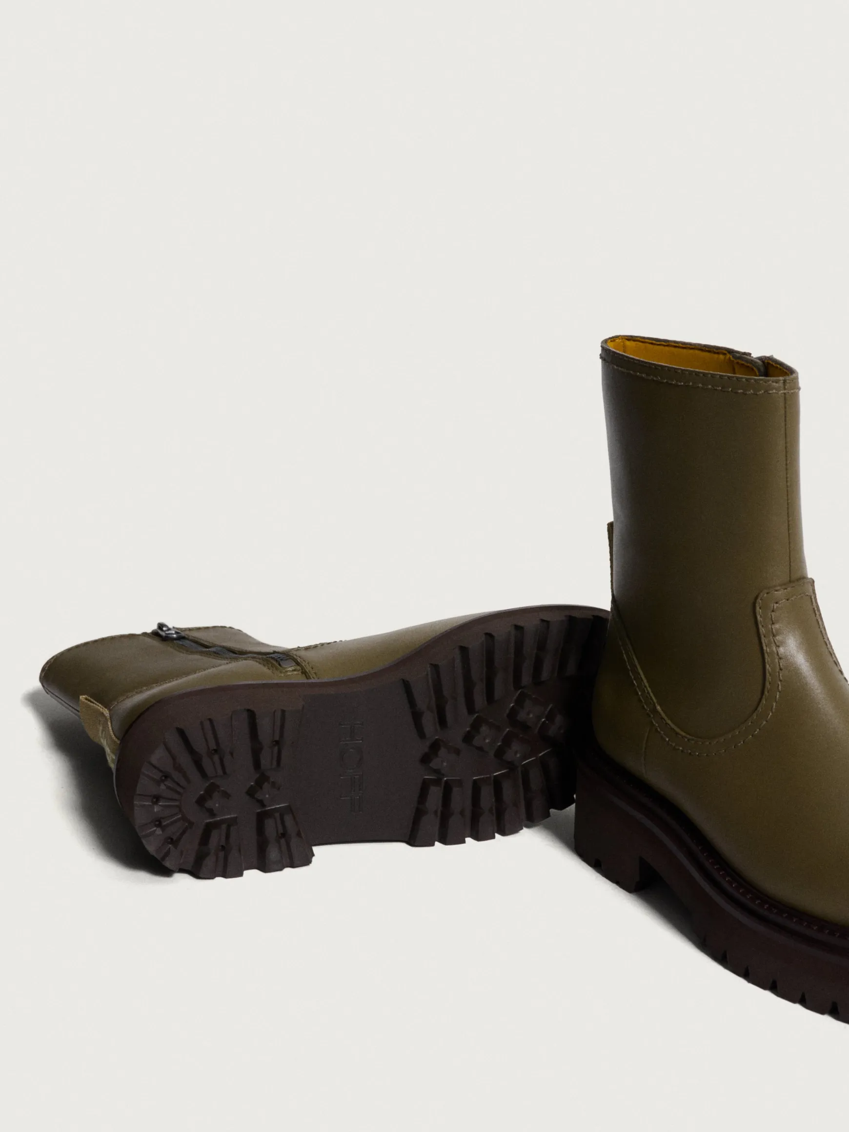 OFFICE GREEN LEATHER BOOT