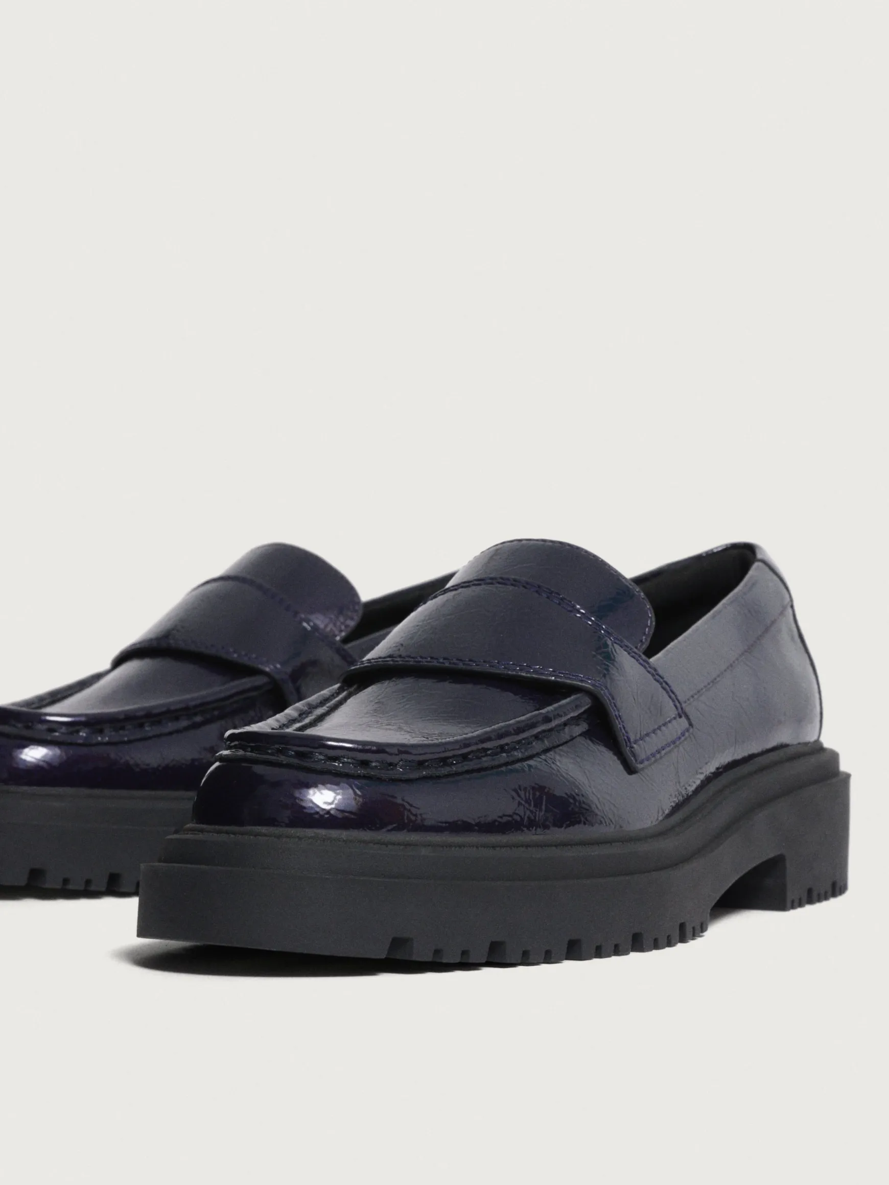 SCHOOL BLUE LOAFER